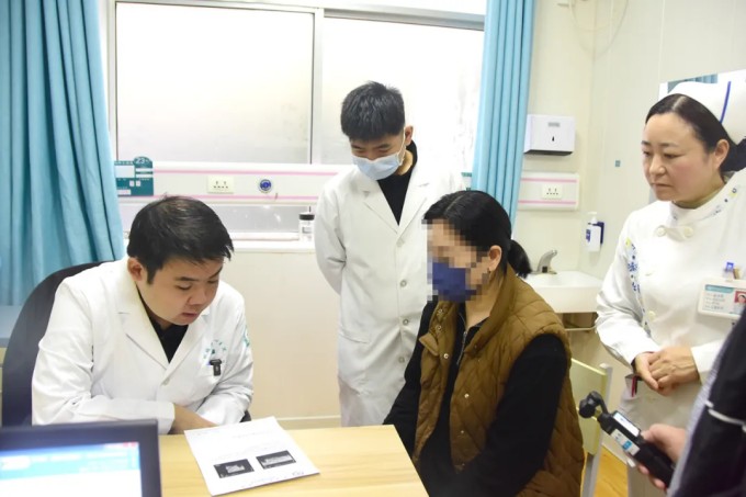 5OE9fhBF73nzn6poZaZewo88nDa6nPXTXvVC1J2jarUzglKIo4.jpg 640 (1)_副本.jpg