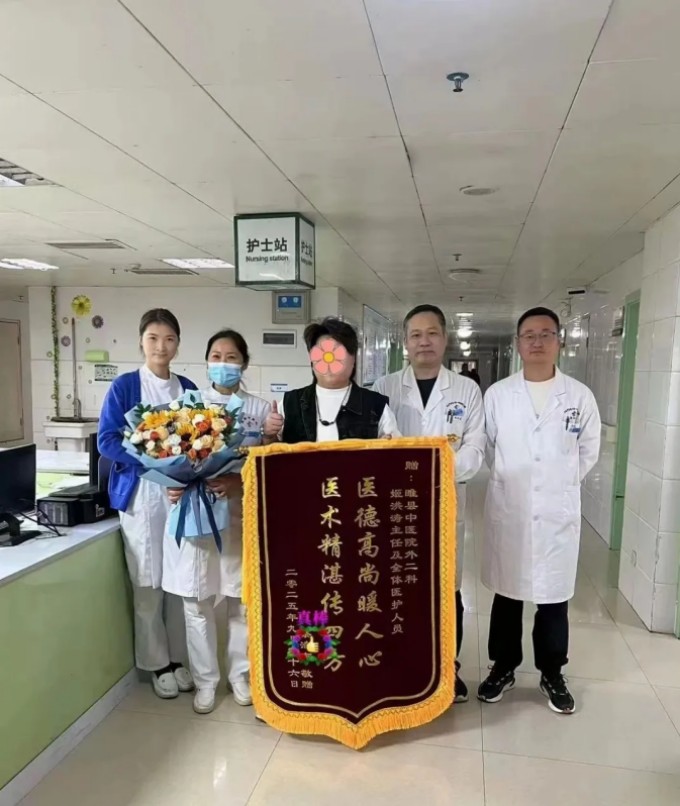 gR68VSpnH0K-EejcfdWv3__L4s6OhOhOR9mbGiQy8uMGRs-TR7.jpg 640 (2)_副本.jpg